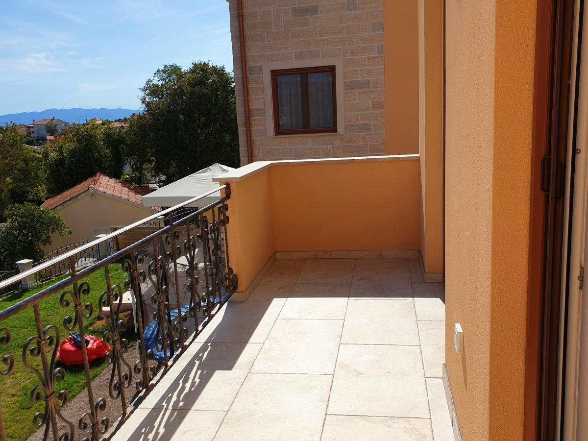 Apartments For Families With Children Silo, Krk - 18685 Екстер'єр фото